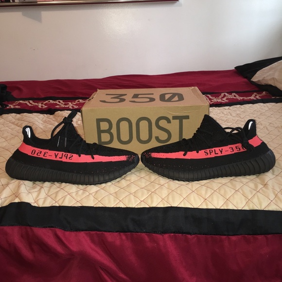 Adidas Yeezy Boost 350 v2 Red Stripe - Picture 3 of 6